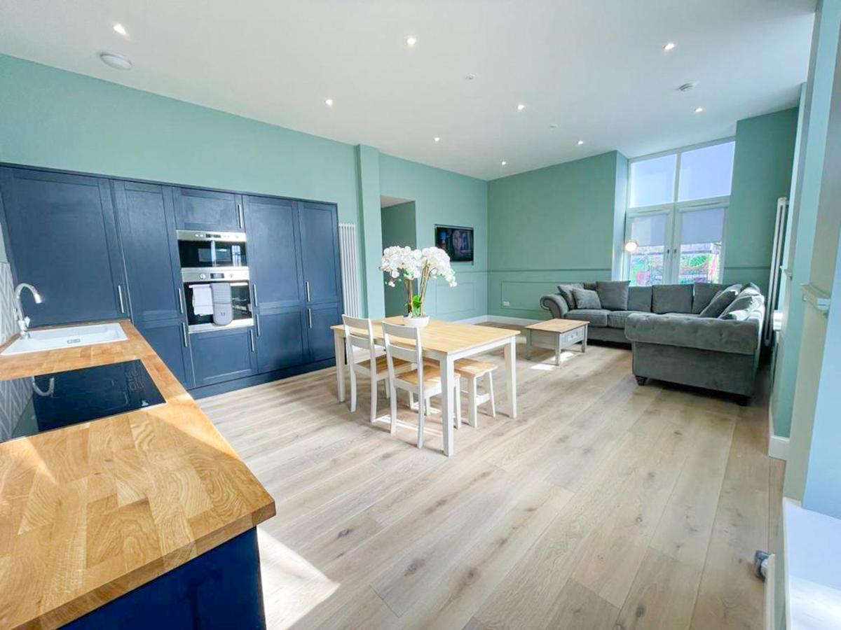Beautiful 2Br, Private Entry In Vibrant Leith Edimburgo Exterior foto
