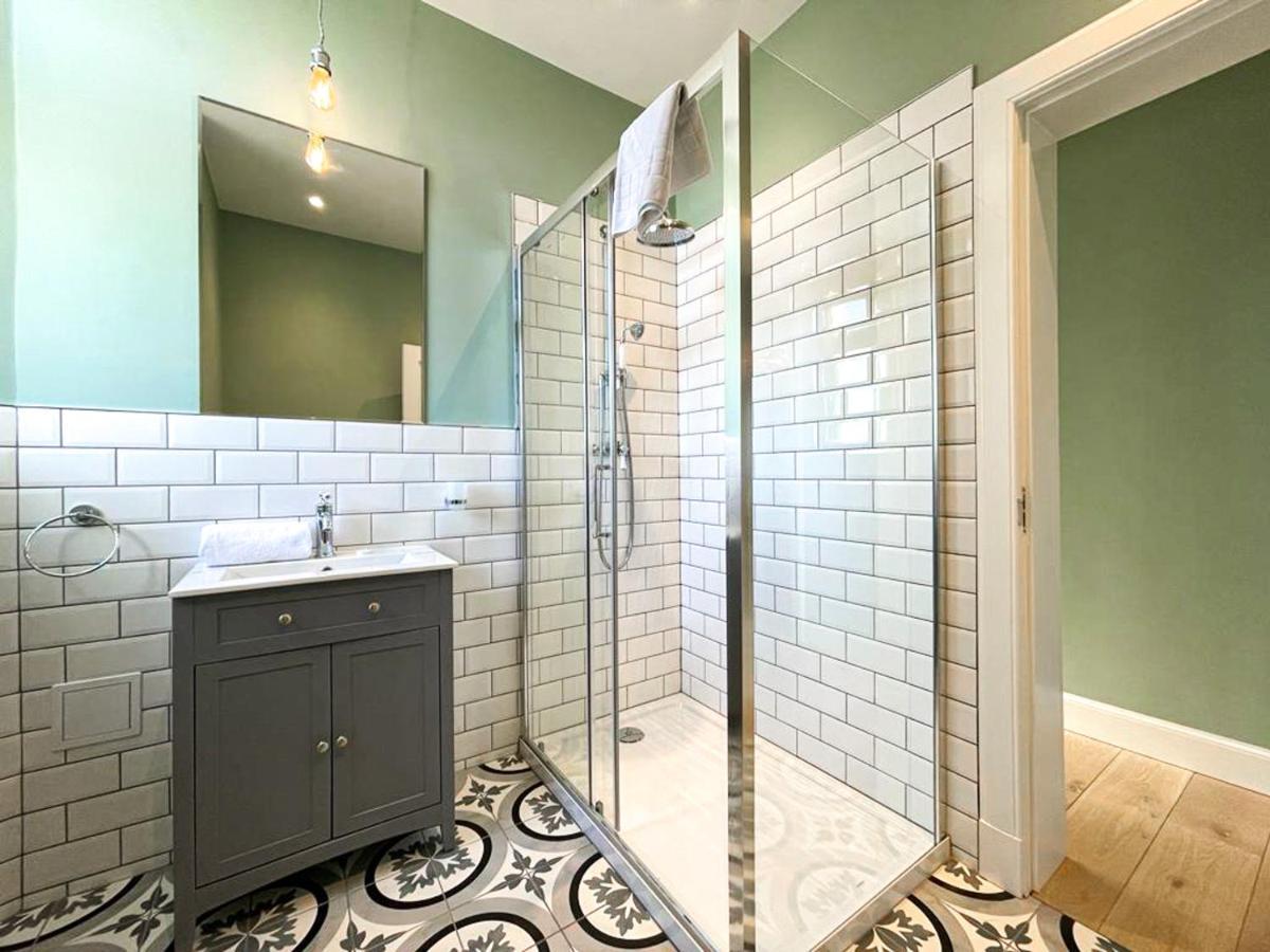 Beautiful 2Br, Private Entry In Vibrant Leith Edimburgo Exterior foto